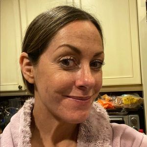 Meet your Posher, Gena